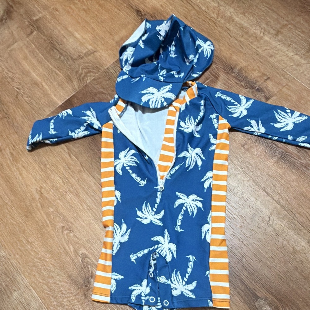 Baby/Toddler 3-6M Long Sleeve One-Piece Rash Guard + Hat, Palm Tree